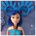 K-POP Demon Hunters éneklő baba – 30 cm, mozgatható végtagokkal, kiegészítőkkel