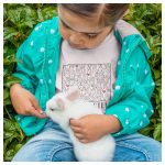 Rengeteg fehér nyuszis Húsvéti body/póló - Happy Easter! - felirattal 