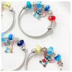 Stitch Charm Karkötő – Cuki Medálos Divatékszer