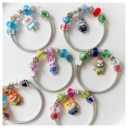 Zootopia Charm Karkötő – Cuki Medálos Divatékszer