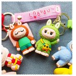 Labubu kulcstartó / táskadísz – vicces meglepetésfigura
