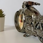 Asztali óra - Chopper motor forma - ébresztő óra