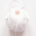 Fehér karácsonyi manó 35 cm-es álló 