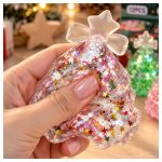 glitteres cuki gyurmázható karácsonyfa formájú squishy stresszoldó játék