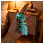 Világító LED fidget cube kulcstartó stresszoldó játék