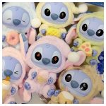 stitch vakdoboz – puha vinyl plüss kulcstartó, véletlenszerű színű figura