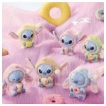 stitch vakdoboz – puha vinyl plüss kulcstartó, véletlenszerű színű figura