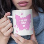 Yorkie Mom - feliratos kutyás bögre - saját névvel 