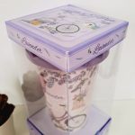 Levendulás kerámia bögre szilikon tetővel - díszdobozban